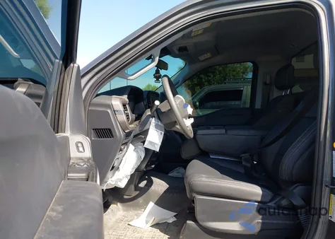 2025 Ford F-150 Xl z USA, uszkodzony, nr VIN 1FTMF1L50SKE04386